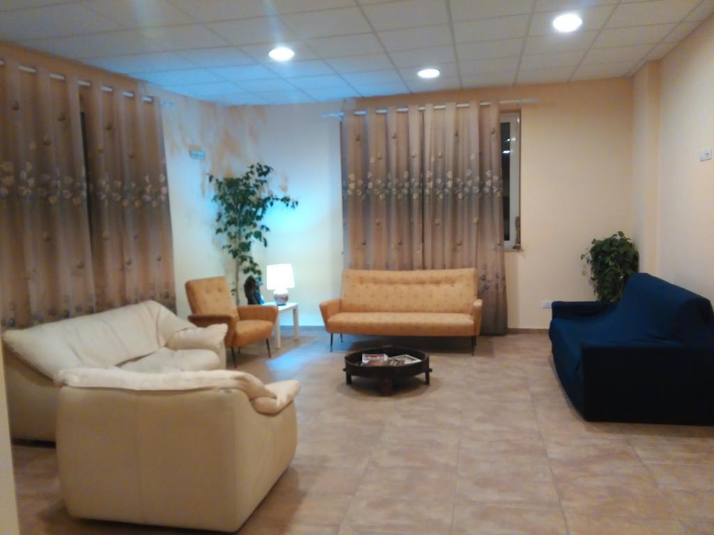 Hotel Residence Thalassa 雷焦卡拉布里亚 外观 照片